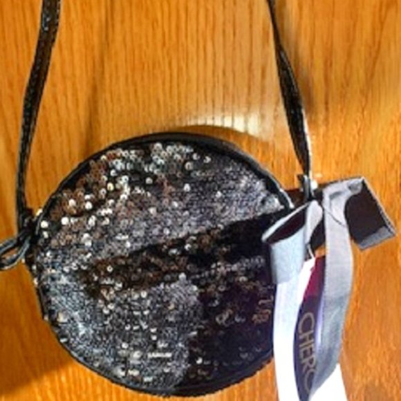 NWT Cherokee Glitter Round Circle Crossbody Bag / Purse with a Bow - Picture 1 of 4